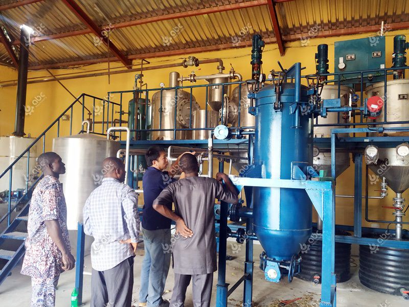 Usine de raffinage d'huile de colza