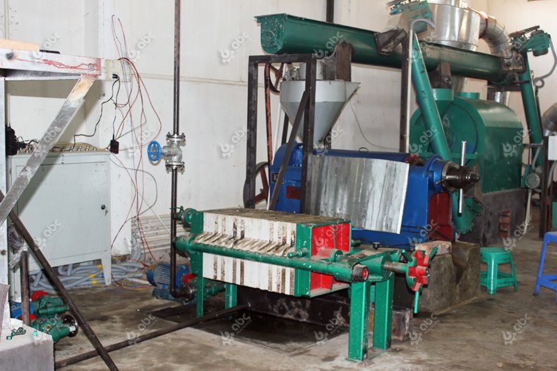 Expulseur d'huile de moutarde / colza et presse à filtre